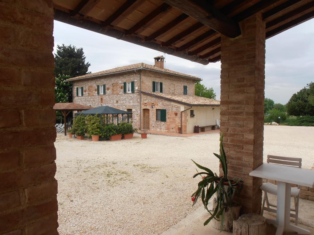 Agriturismo Rustichino Villa Giano dellʼUmbria Exterior foto